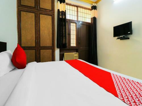 Oyo 85818 Hotel Peace