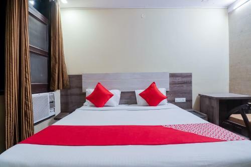 Oyo 68039 Hotel Kavya