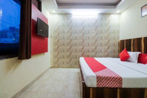 Oyo 68039 Hotel Kavya