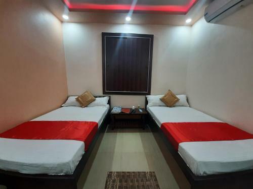 Hotel Shakuntla Palace