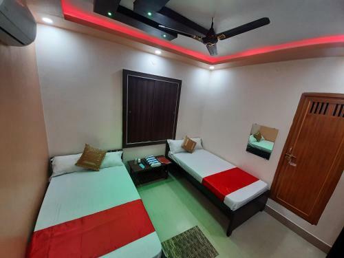 Hotel Shakuntla Palace