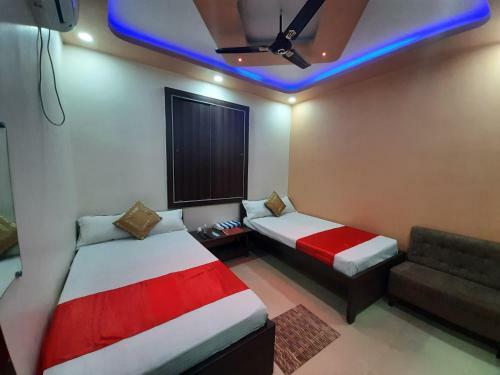 Hotel Shakuntla Palace