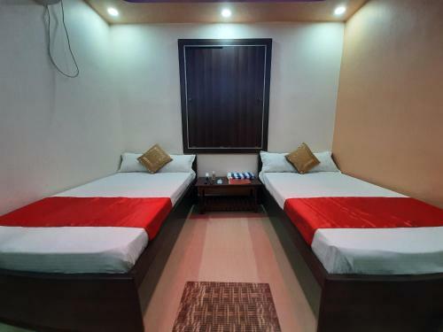 Hotel Shakuntla Palace