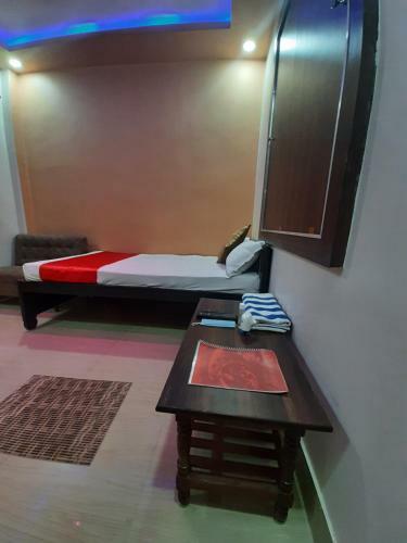 Hotel Shakuntla Palace