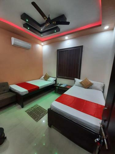 Hotel Shakuntla Palace