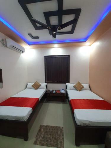 Hotel Shakuntla Palace