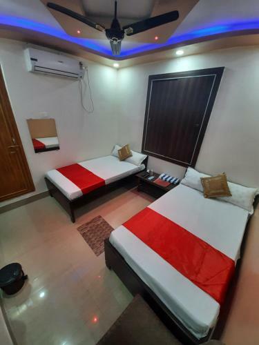 Hotel Shakuntla Palace