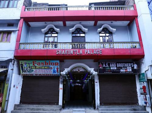 Hotel Shakuntla Palace