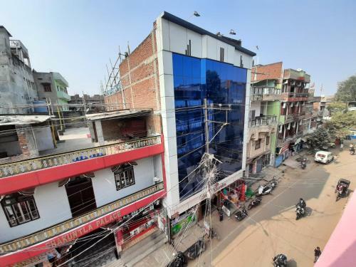 Hotel Shakuntla Palace