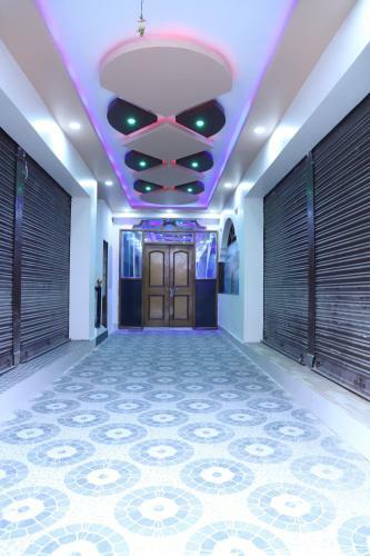 Hotel Shakuntla Palace