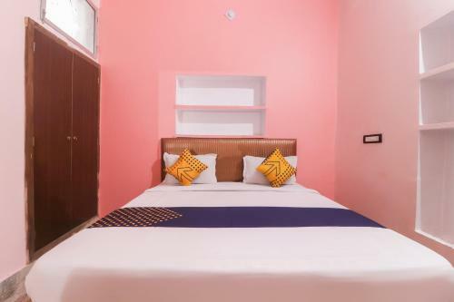 Spot On 61644 Hotel Kumar Kripa