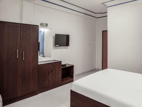Hotel Collection O 83436 Shree Kunj White Lotus