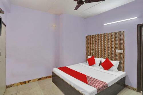 Hotel Oyo 81441 Shri Radha Krishna Palace