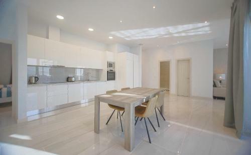 Apartamento Atlantico Plaza Suite 6 - 2 Beds - 2 Baths