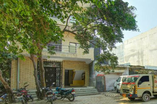 Hotel Oyo Flagship 83807 Krishna Palace