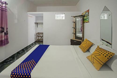 Hotel Spot On 49267 Sunshine Guest House