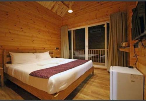 Hotel 11 Eleven Beach Club N Resort