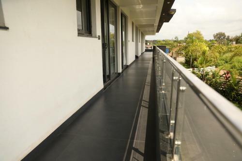 08 Bedroom Entire Villa Apartment Saligao