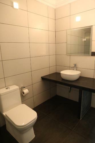 08 Bedroom Entire Villa Apartment Saligao