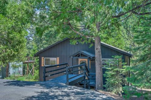 Chic And Modern Cabin Escape About 4 Mi To Pinecrest Lake