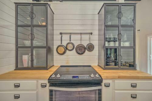Chic And Modern Cabin Escape About 4 Mi To Pinecrest Lake