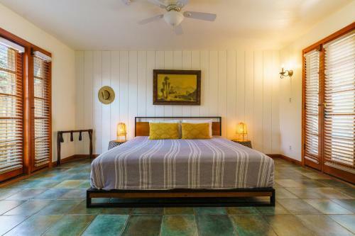 The Good House- Hot Spring Hideaway