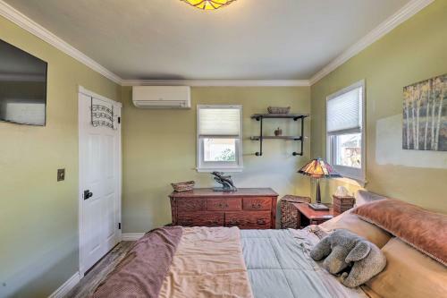 Charming Craftsman Cottage With Private Hot Tub
