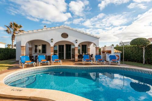 Villa Menorca Fucsia