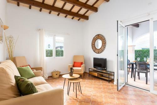 Villa Menorca Fucsia