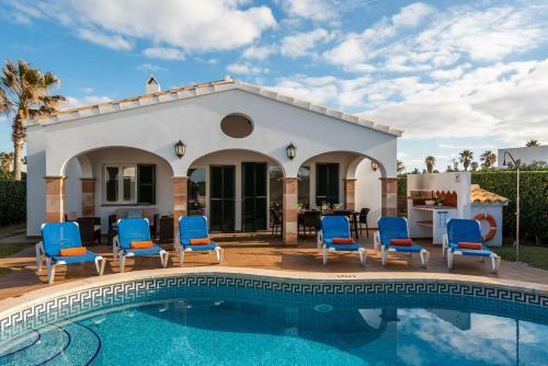 Villa Menorca Fucsia