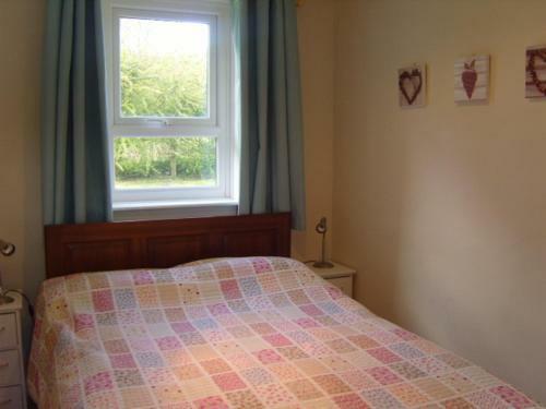 Hostal Bee Cottage Farm Guest House