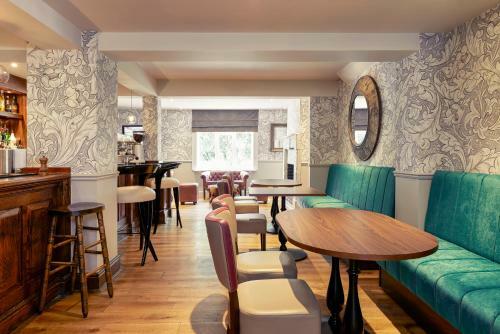 The Lambert Arms - A Bespoke Hotel
