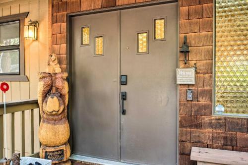 Pine Mountain Cabin With Hot Tub, 2 Mins To Marina!