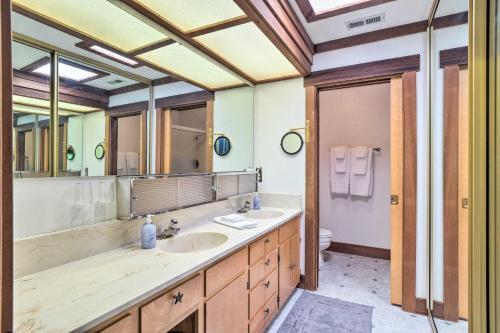 Cabin Less Than Half Mi To Pine Mountain Lake Marina!