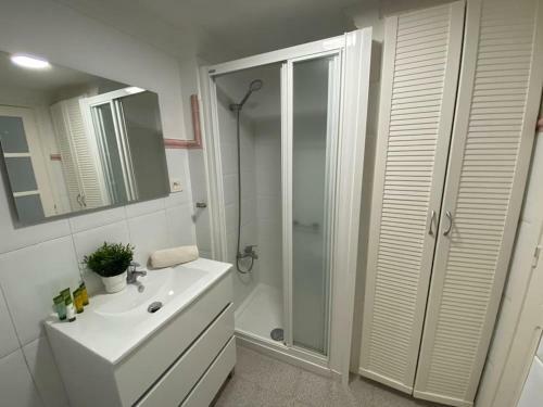 Beach Apartment 8