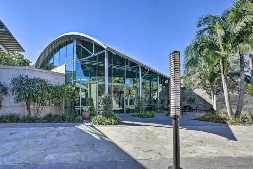 Apartamento Modern Irvine Condo With Pool - 7 Mi To Beach!