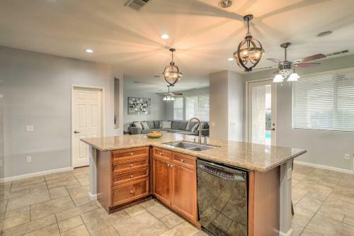 Spacious Indio Home Pool, Grill, And Fire Pits