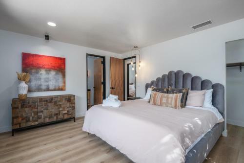 @ Marbella Lane - The Wine Mine Desert Escape