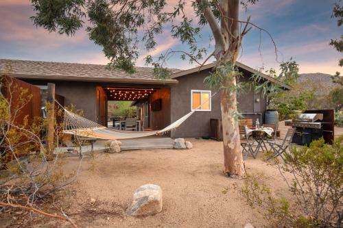 Via Rocosa - Smoketree