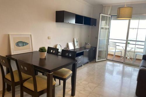 Apartamento Primera L�nea Playa. Vistas Al Mar