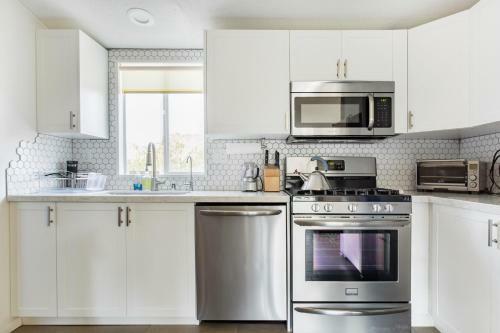 @ Marbella Lane - 10 Acres Oasis Desert Retreat!