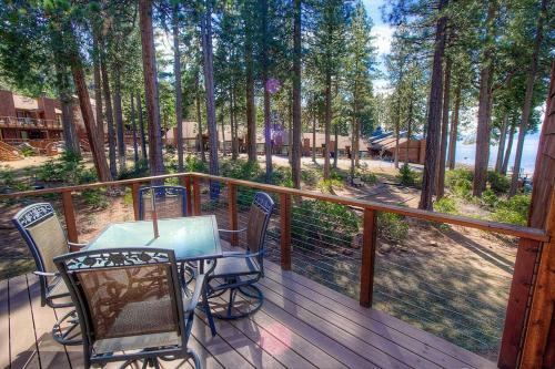 Brockway Beachside Bungalo By Lake Tahoe Accommodations