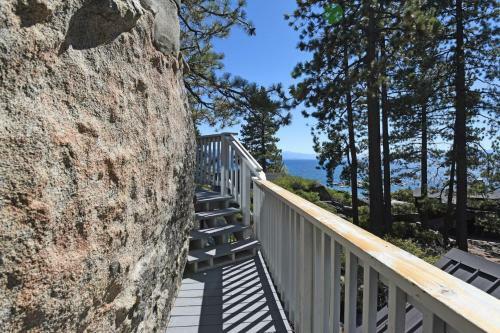 Rockpile Treehouse