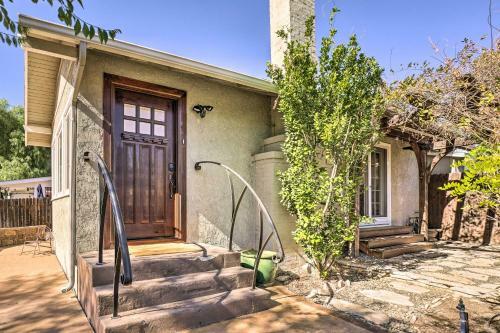 Lake Elsinore Escape Walk To Beach And Main St