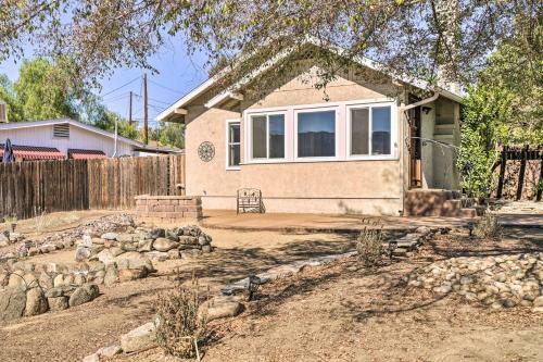 Lake Elsinore Escape Walk To Beach And Main St