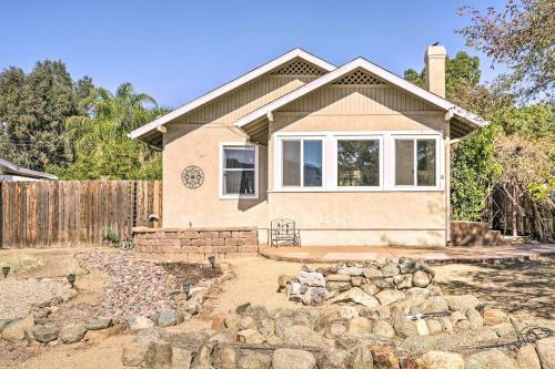 Lake Elsinore Escape Walk To Beach And Main St