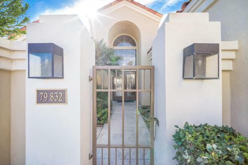 Charming, Redesigned 5 Star Rating With Pool, Spa, Bbq And More