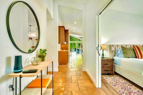 Luxe Cove Retreat ? Heated Pool ? Spa ? 31+ Days