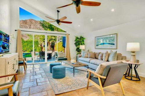 Luxe Cove Retreat ? Heated Pool ? Spa ? 31+ Days