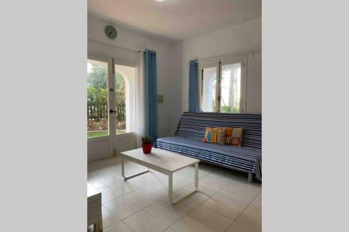 Apartment With Garden And Swimming And Beach